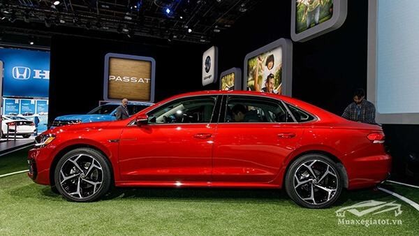 Volkswagen Passat 2023 giá lăn bánh Khuyến mãi 06/2023, Đánh giá xe, Ưu đãi trả góp LS thấp