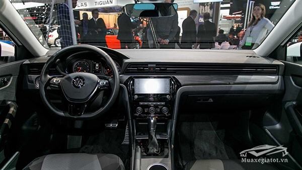 Volkswagen Passat 2023 giá lăn bánh Khuyến mãi 06/2023, Đánh giá xe, Ưu đãi trả góp LS thấp