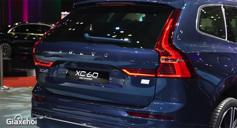 Volvo XC60 Ultimate 2023 với đèn hậu không thay đổi.