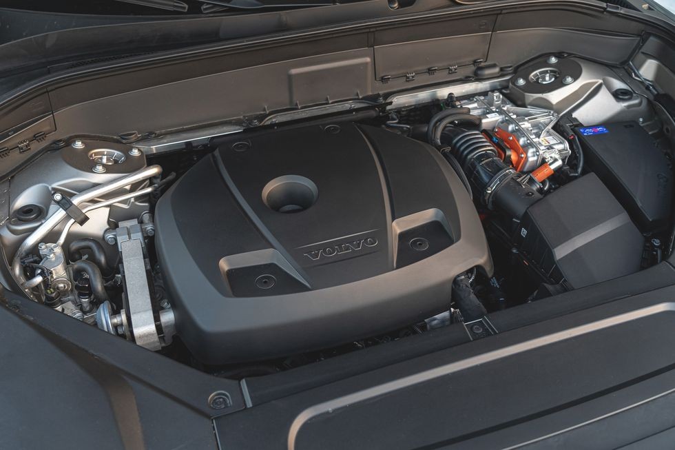 Động cơ Volvo XC90: Recharge Plug-in Hybrid tăng mã lực