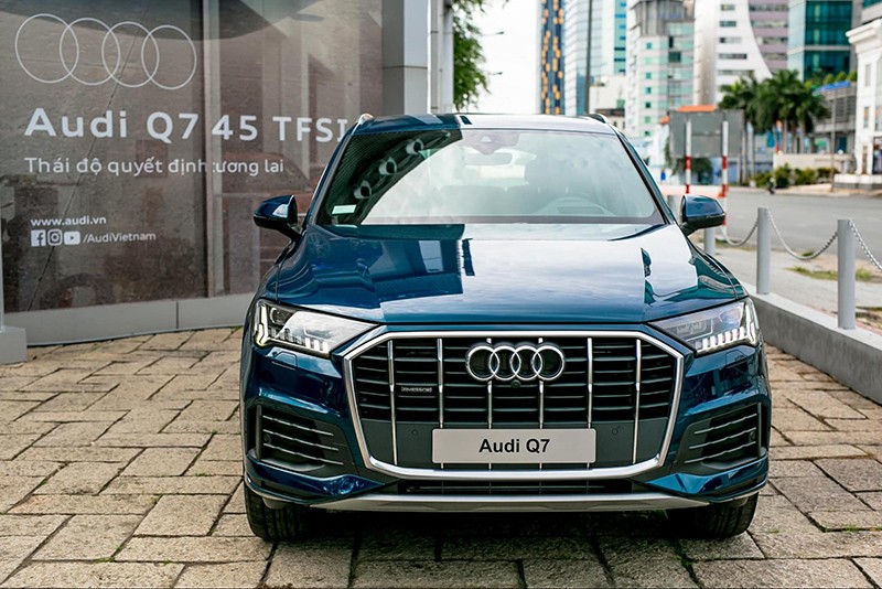 Audi Tân Bình kinh doanh các dòng xe thương hiệu Đức đang được bán chính hãng tại Việt Nam.