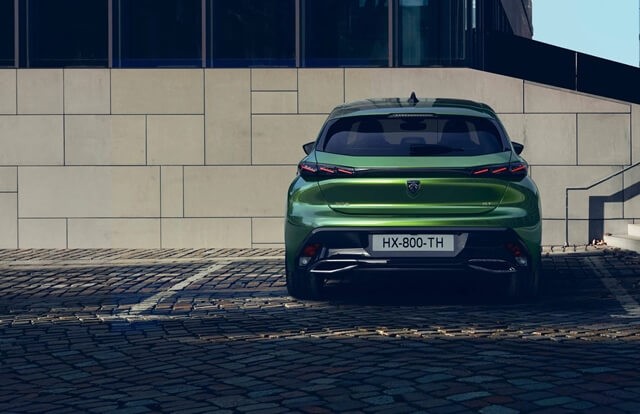 Đánh giá xe Peugeot 308 2022 thế hệ mới: Sang trọng, mạnh mẽ và nhiều tính năng tiện ích