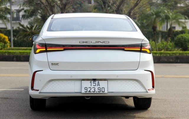 Đánh giá xe Beijing U5 Plus 2022: Sedan hạng C giá rẻ, “tràn ngập” công nghệ
