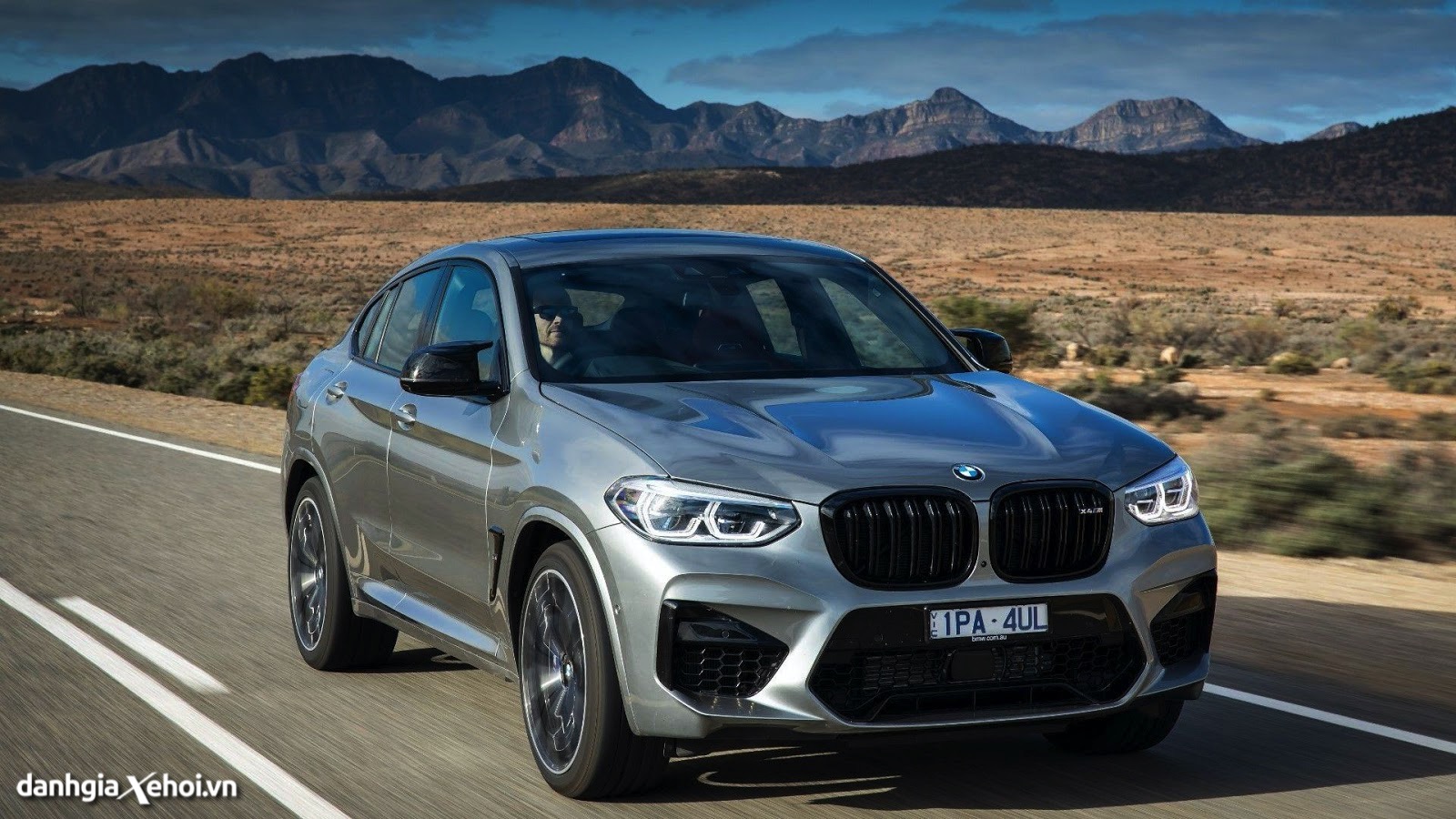 BMW X4 2023 giá lăn bánh, đánh giá xe, ưu đãi (11/2022)