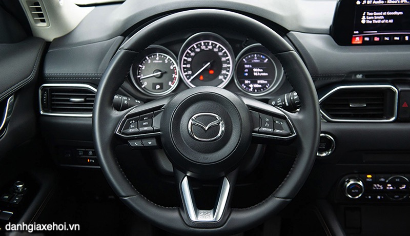 Mazda CX-5 có công suất động cơ lớn hơn đối thủ.