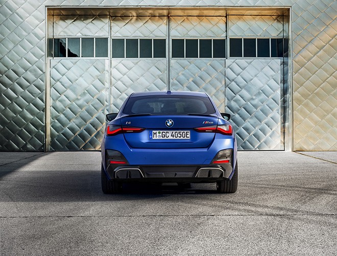 Giới thiệu mẫu xe ô tô điện BMW I4 2022 - Xe coupe 4 cửa ấn tượng