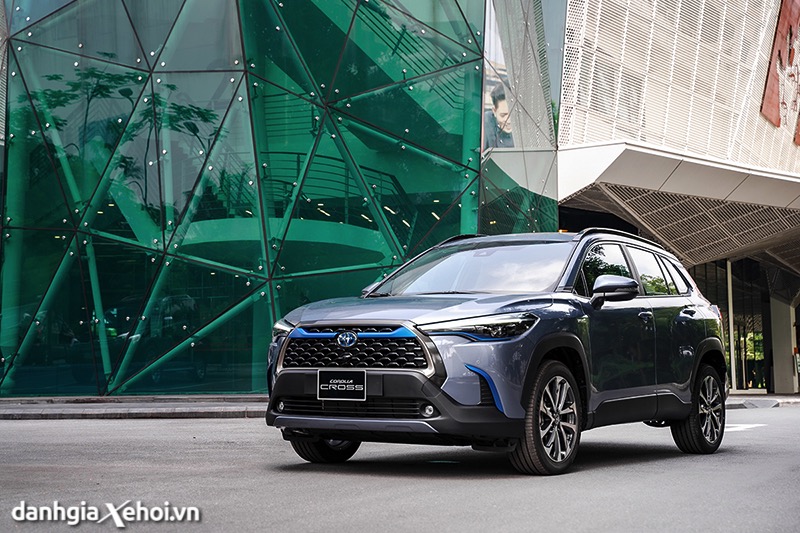 Đánh giá xe Toyota Corolla Cross 2024  Xe SUV 5 chỗ bán chạy nhất Việt Nam   Giaxehoivn