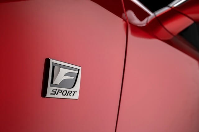 Đánh giá Lexus IS 500 F Sport Performance 2022: xế sang thể thao giá từ 1,28 tỷ đồng