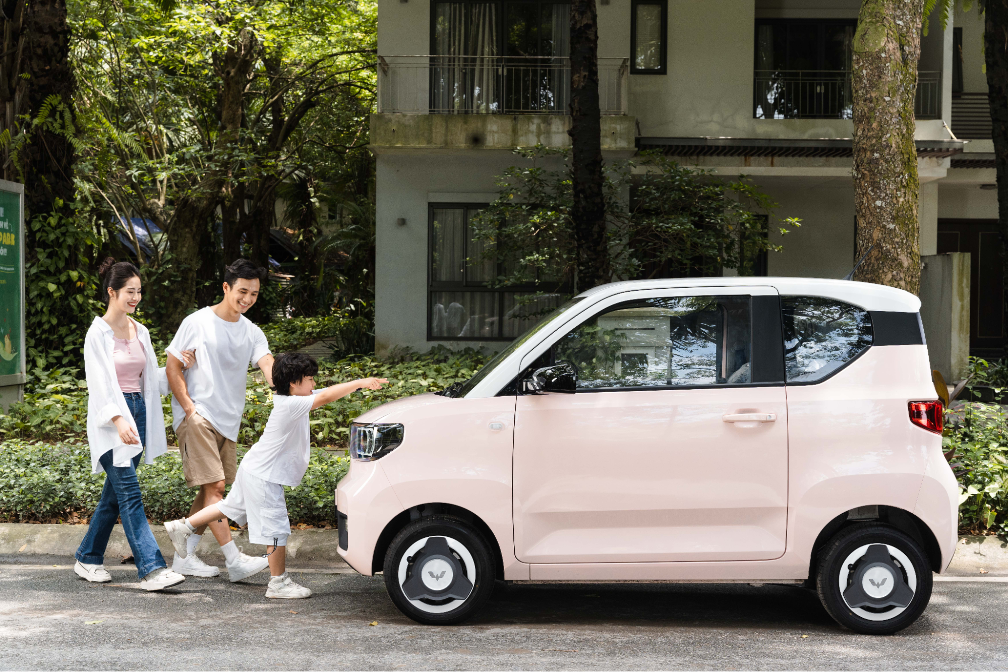 Wuling Mini EV - Bạn đồng hành lý tưởng cho những chuyến đi trong thành phố