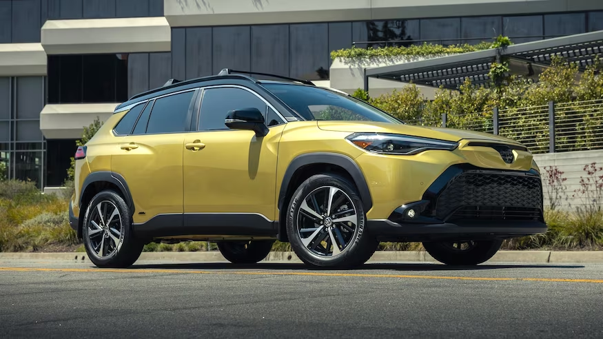 Toyota Corolla Cross 2024 sắp bán tại Việt Nam có gì mới?