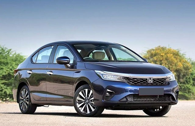 Nâng cấp chất lượng nhất của xe nằm ở tiện nghi thêm nhiều tính năng và gói an toàn Honda Sensing.
