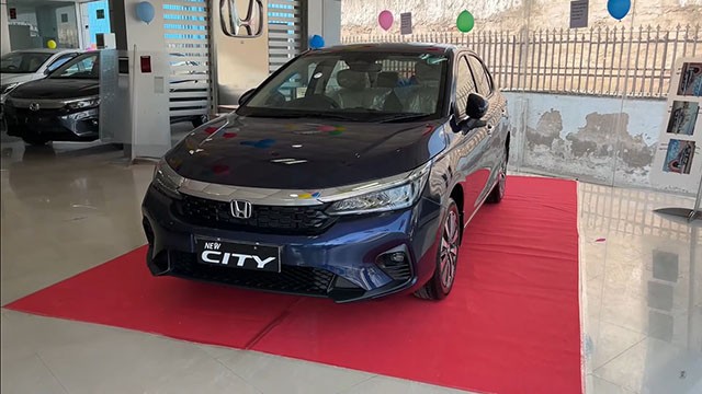 Ở Ấn Độ, Honda City 2023 không thay đổi nhiều và ở đây cũng không có bản RS như xe sắp bán ở Việt Nam.