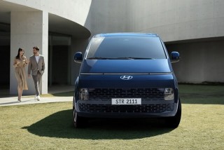 Đánh giá xe Hyundai Staria 2023 - MPV khiến cộng đồng dậy sóng, giá từ 53.200 USD 