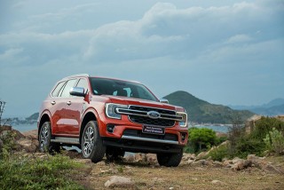 Những nâng cấp trên Ford Everest 2023: Gia tăng sức cạnh tranh với Fortuner