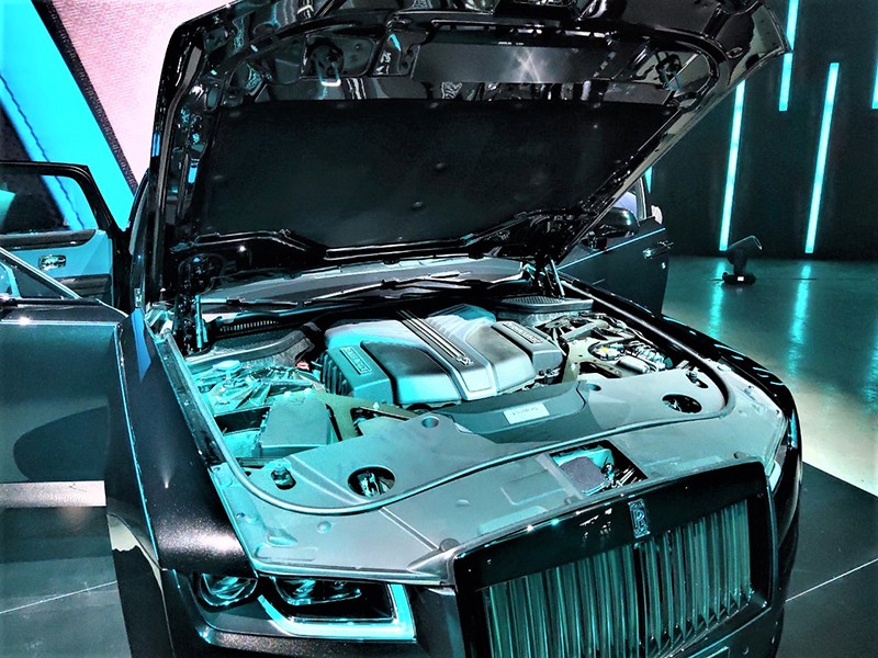 Rolls-Royce Ghost Black Badge 2023 giá lăn bánh, đánh giá xe, ưu đãi  (03/2023) 
