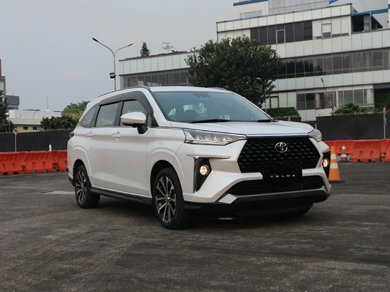 Đánh giá xe Toyota Veloz Cross 2023: MPV phổ thông “tràn ngập” công nghệ -  Giaxehoi.vn