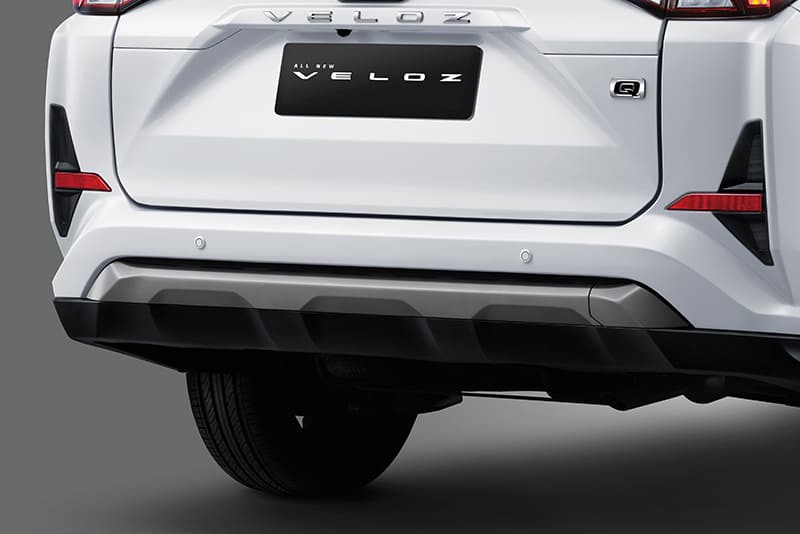 Đánh giá xe Toyota Veloz Cross 2022: MPV phổ thông “tràn ngập” công nghệ