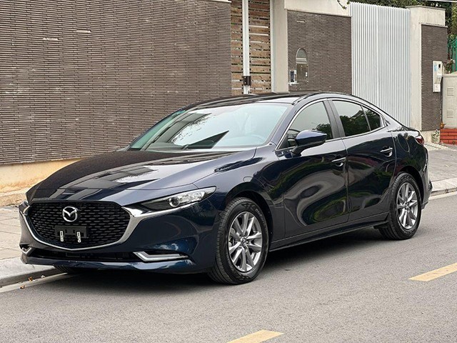 Trong những tháng gần đây, doanh số của Mazda 3 liên tục dẫn đầu phân khúc sedan hạng C, một sự trở lại đầy mạnh mẽ.