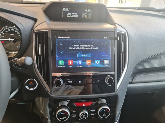 Subaru Forester 2023 sẽ được trang bị màn hình giải trí 8 inch trên cả 3 phiên bản, nhưng tiếc rằng chỉ kết nối qua Bluetooth chứ không tương thích Apple CarPlay hay Android Auto.