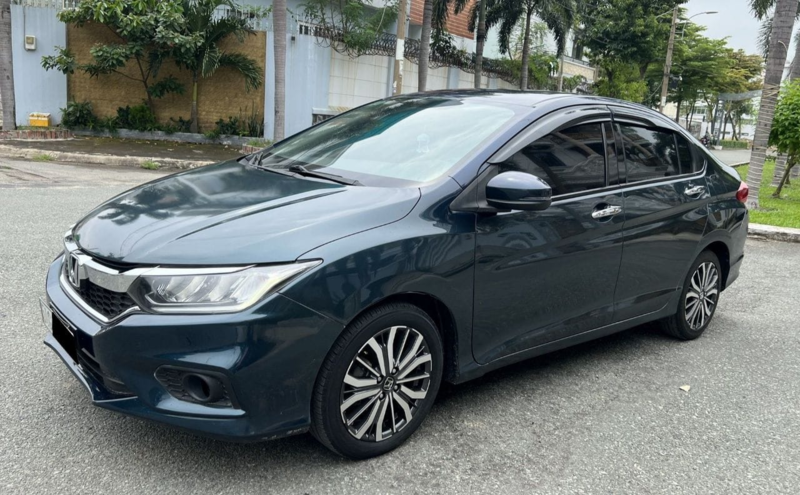 Ngoại thất của Honda City cũ được thiết kế tối giản nhưng vẫn giữ được nét sang trọng