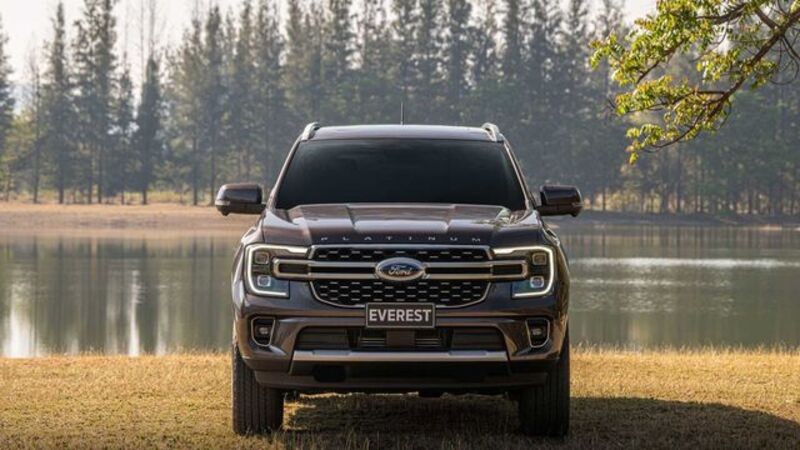 Ford Everest thế hệ thứ ba đánh dấu một bước tiến lớn với thiết kế hiện đại