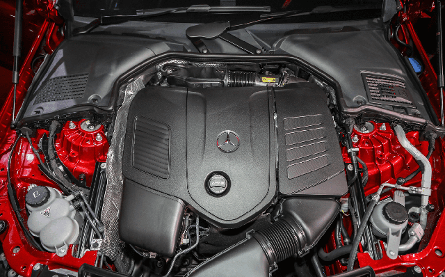“Trái tim” Mercedes-Benz C200 Avantgarde là động cơ 1.5L công nghệ EQ Boost mới 