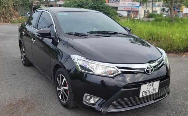 Khi mua Vios cũ, việc tìm hiểu các đời xe giúp bạn chọn được phiên bản phù hợp