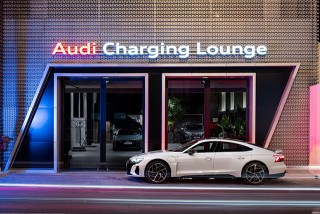 Review Audi Charging Lounge - phòng chờ sạc nhanh cao cấp đầu tiên tại Việt Nam