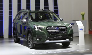 So sánh Subaru Forester và Ford Territory: Crossover 5 chỗ nào đáng chọn?