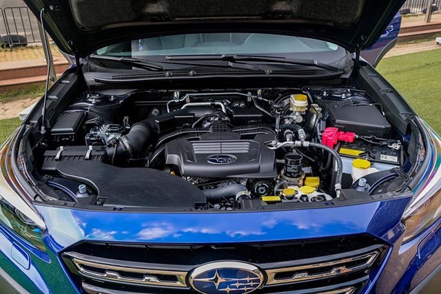 “Trái tim” của Subaru Outback 2023 là động cơ dung tích 2.5L Boxer, hút khí tự nhiên cho công suất 169 mã lực, mô-men xoắn cực đại 252 Nm.