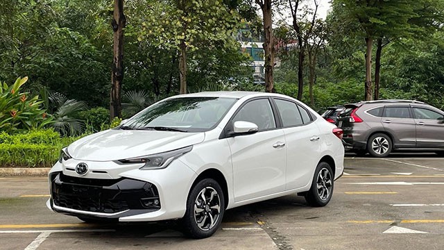 Toyota Vios 2023 là phiên bản nâng cấp giữa vòng đời của chiếc xe hạng B gầm thấp tại Việt Nam. 