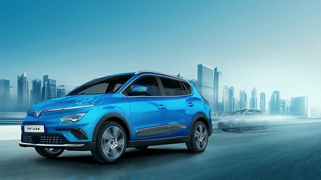 VinFast VFe34 2024: Giá lăn bánh, Đánh giá xe, Ưu đãi tốt