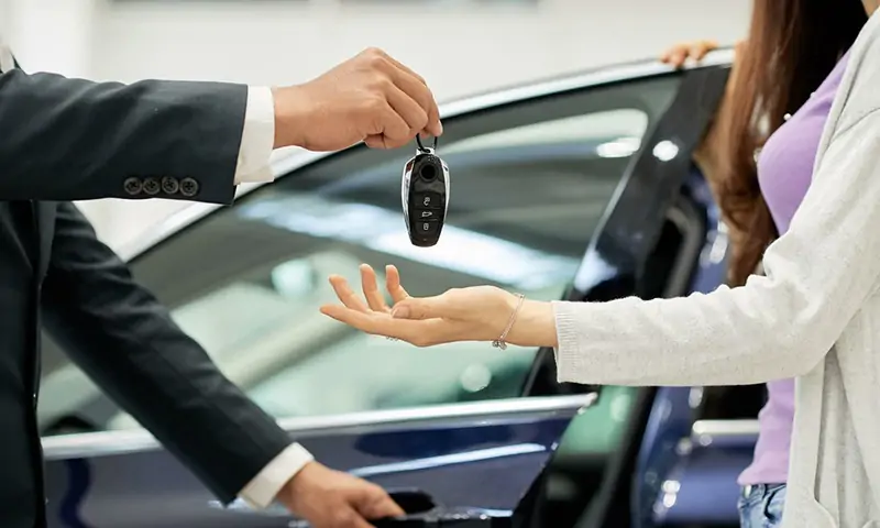 Bạn có thể tiết kiệm được một khoản tiền lớn khi mua ô tô cũ